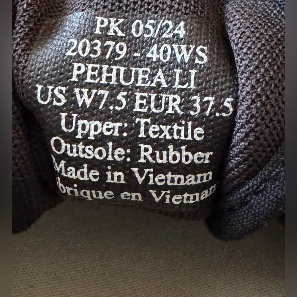 OluKai Pehuea Li Sneakers, Black & White Sand, NWT, Women’s Multiple Sizes - Picture 11 of 16